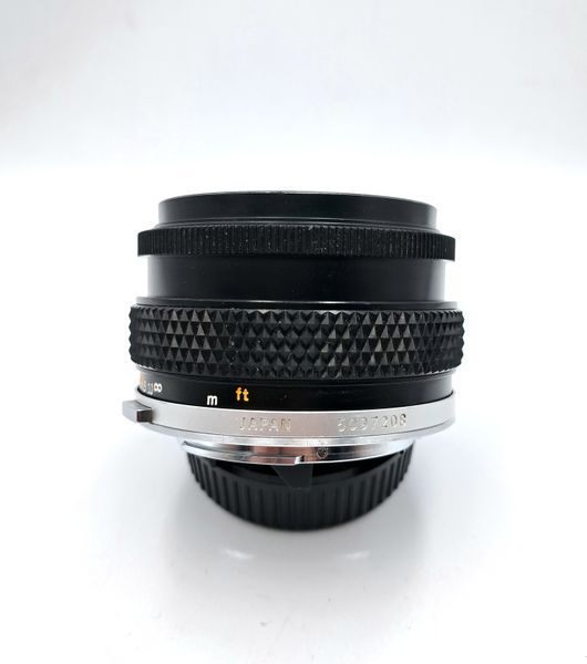 Olympus OM-System Zuiko Auto-S 1:1.8 f=50mm