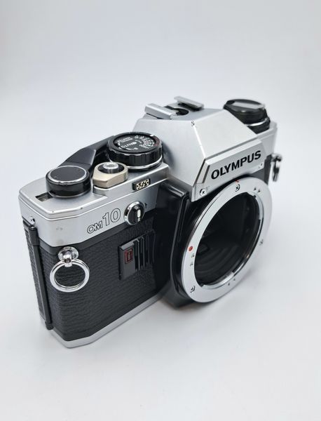 Olympus OM 10