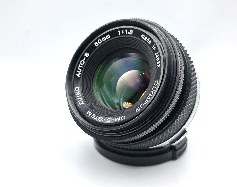 Olympus OM-System Zuiko Auto-S 1:1.8 f=50mm