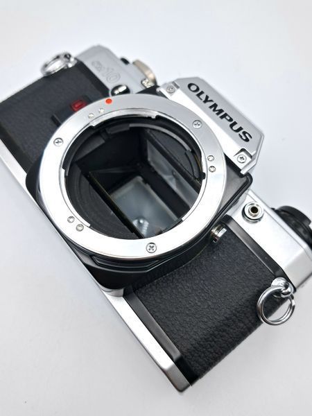 Olympus OM10