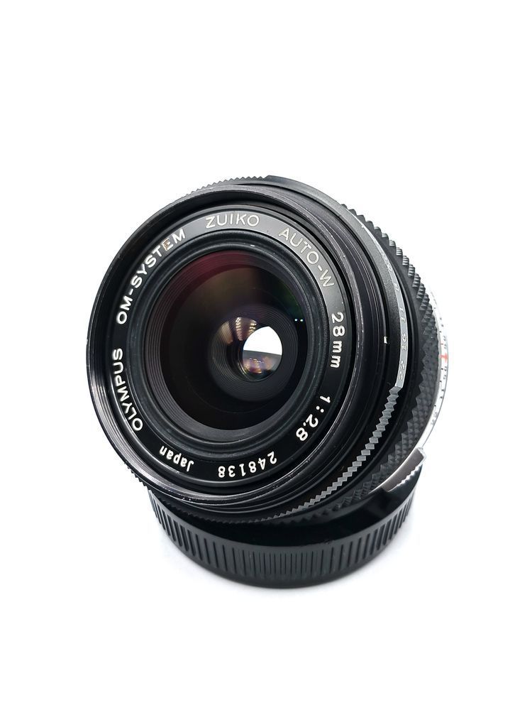 Olympus OM-System Auto-W 28mm 1:2.8