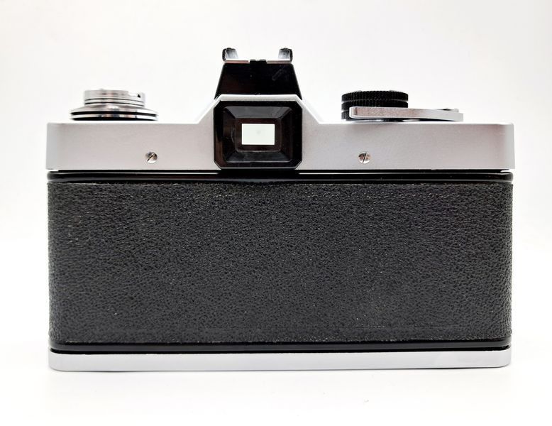 Praktica L