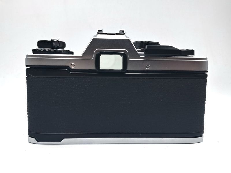 Olympus OM10