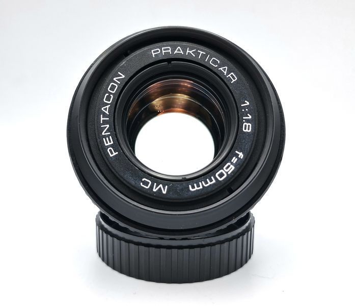 MC Pentacon Practikar 1:1.8 f=50mm