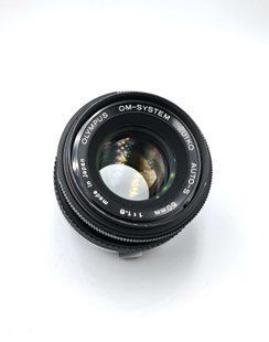 Olympus OM-SYSTEM Zuiko Auto-S 1:1.8 f=50mm