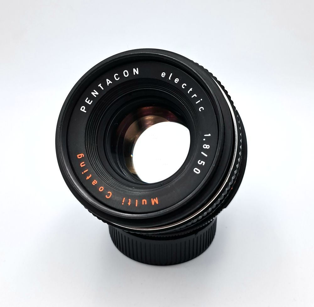 MC Pentacon electric 1.8/50 (RED)