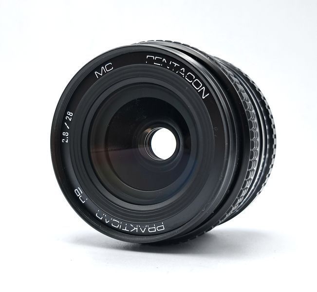 MC Pentacon Prakticar PB 2.8/28