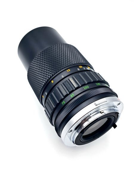 Olympus OM-System Zuiko Auto zoom 1:4 f=75-150mm