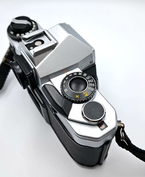 Yashica FX-D