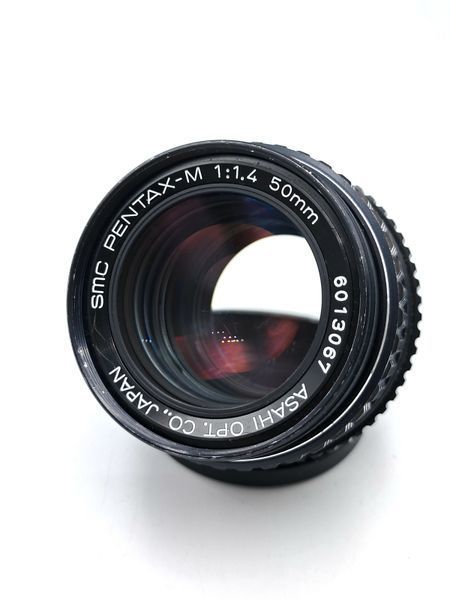SMC Pentax-M 1:1.4 50mm