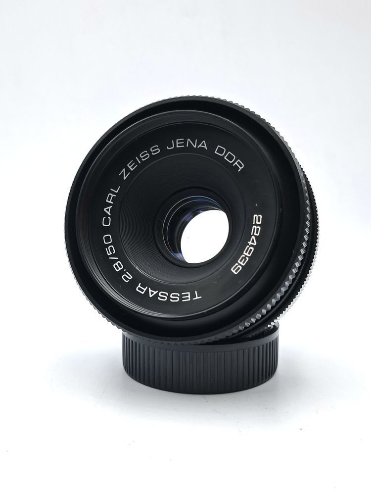 Carl Zeiss Jena DDR Tessar 2,8/50 black