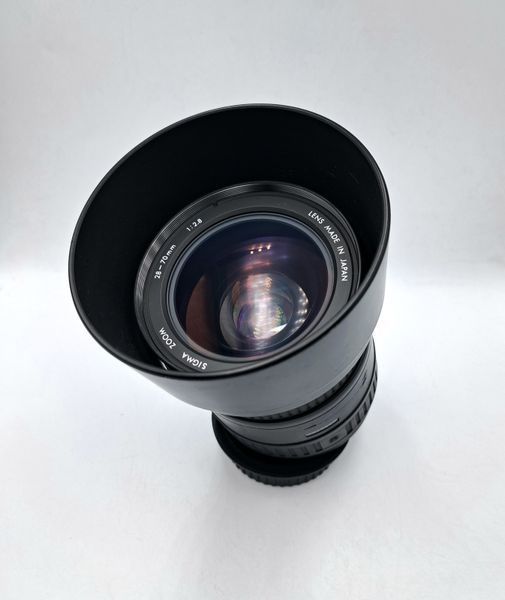 Sigma zoom 28-70mm 1:2.8