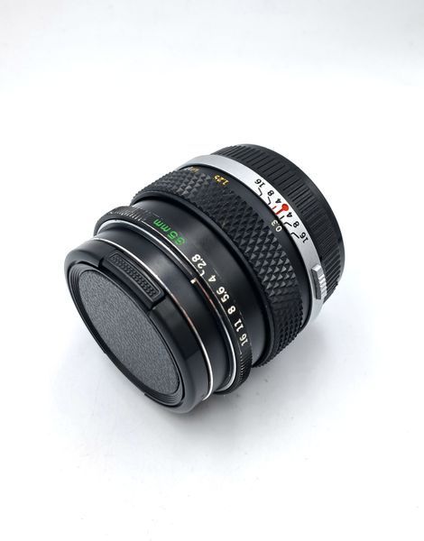 Olympus OM-System Zuiko Auto-W 35mm 1:2.8