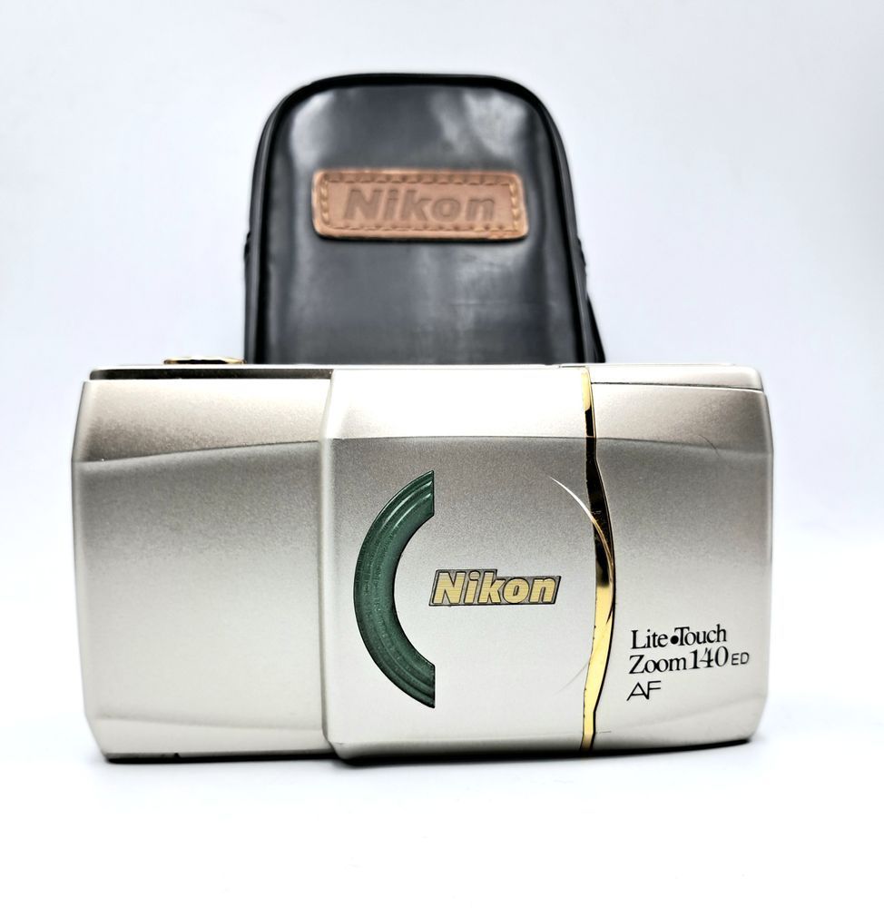 Nikon Lite Touch Zoom 140 ED AF Macro