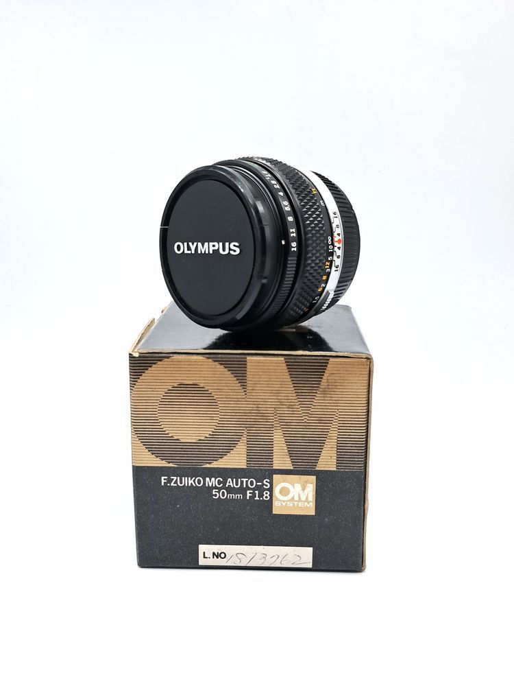 Olympus OM-SYSTEM Zuiko MC Auto-S 1:1.8 f=50mm