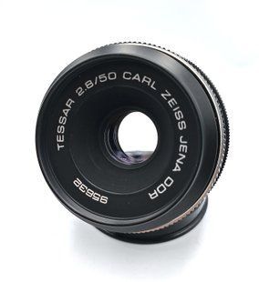 Carl Zeiss Jena DDR Tessar 2,8/50 black