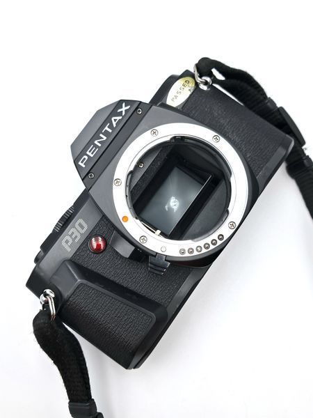 Pentax P30 + SMC Pentax-A 1:2 50mm + flash Pentax AF200Sa