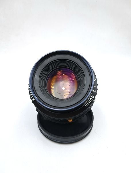 Pentax P30 + SMC Pentax-A 1:2 50mm + flash Pentax AF200Sa