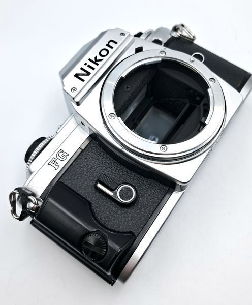 Nikon FG