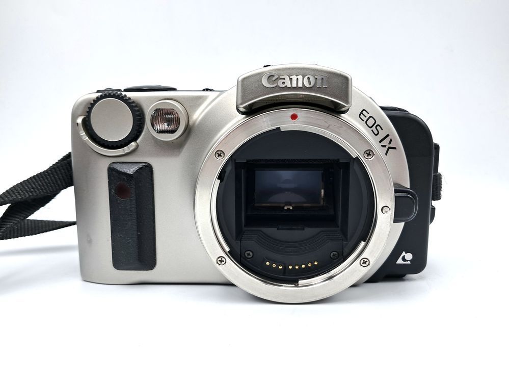 Canon EOS IX