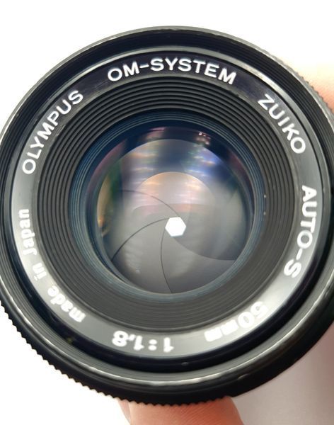 Olympus OM-System Zuiko Auto-S 1:1.8 f=50mm