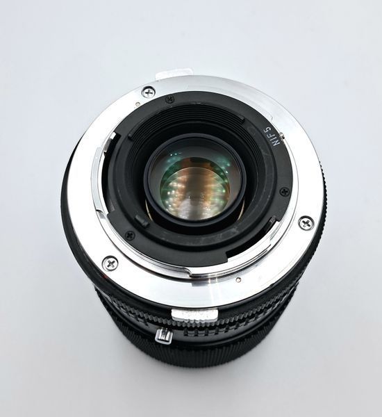 Olympus OM-System Zuiko Auto-zoom 35-105mm 1:3.5-4.5