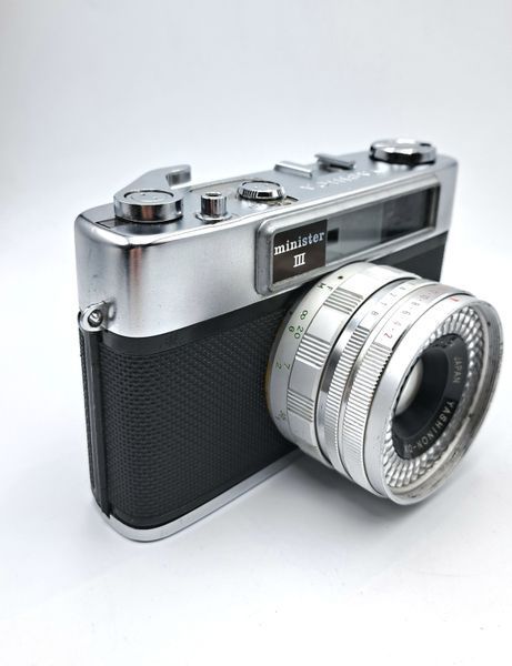 Yashica Minister III