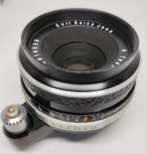 Carl Zeiss Jena Tessar 2.8/50 Exakta 5814528 фото