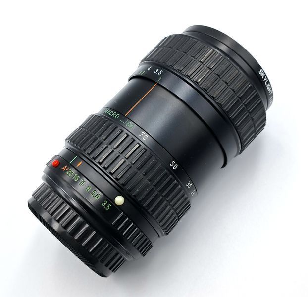 Takumar-A zoom 1:3.5-4.5 28-80mm